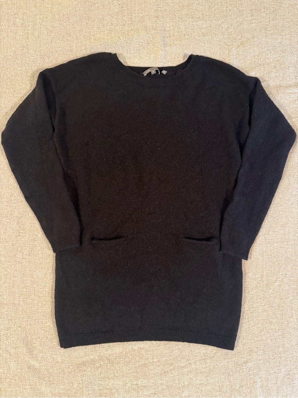 Vince. Black Wool-Blend Crewneck Tunic Sweater Medium